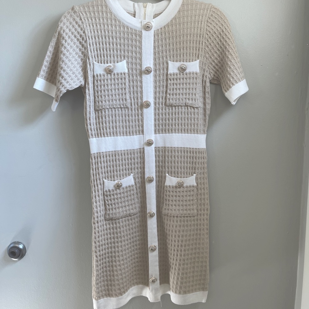 Cream & white contrast sweater dress, gold buttons